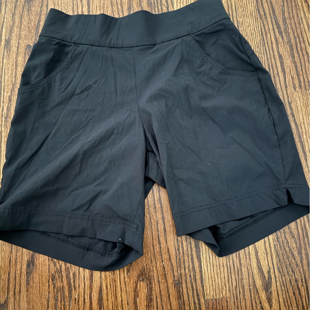 Women’s Columbia Black Performance Shorts S